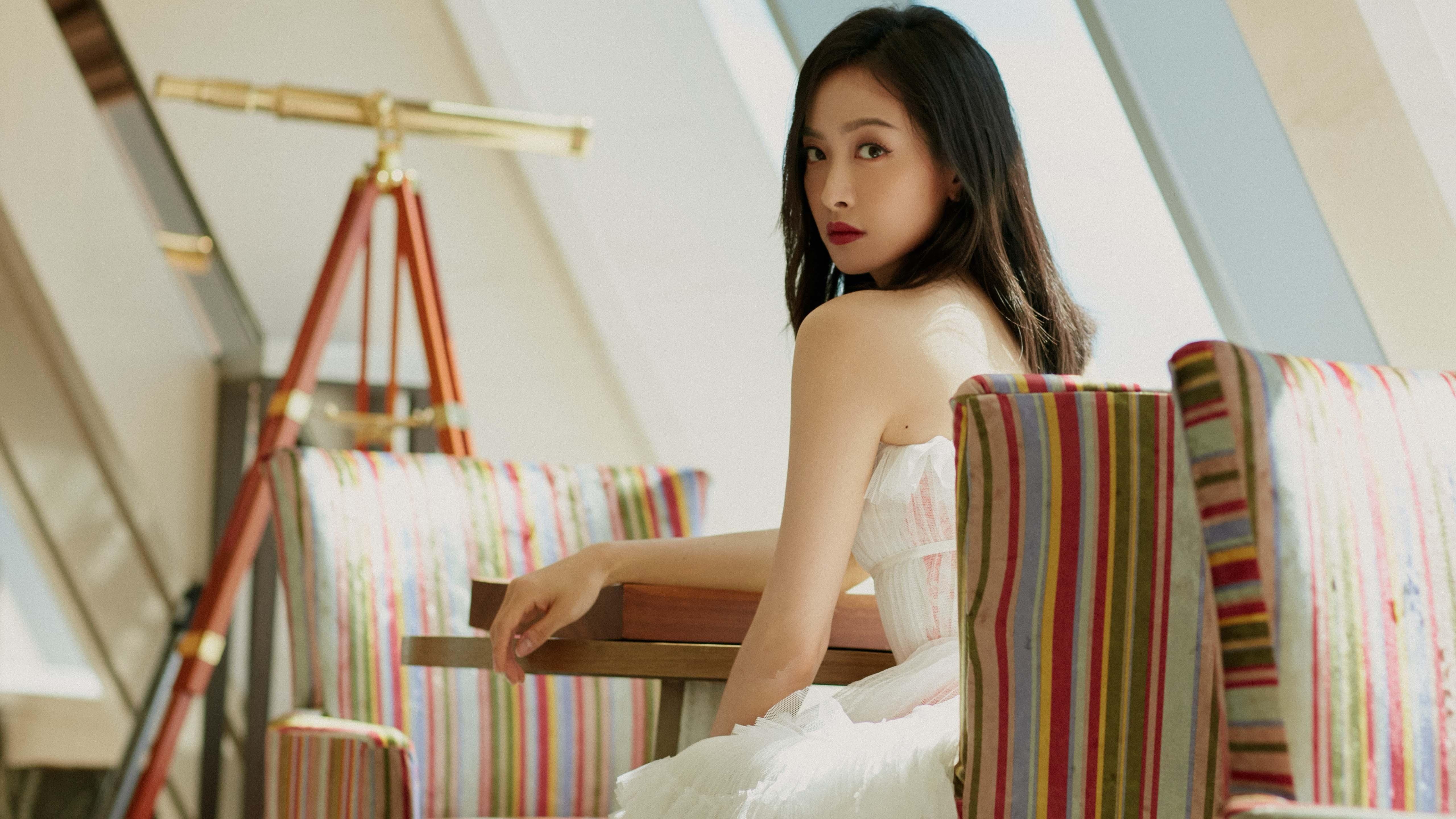 巴黎圣日耳曼三线齐发全面压制对手，巴黎圣日耳曼3_1