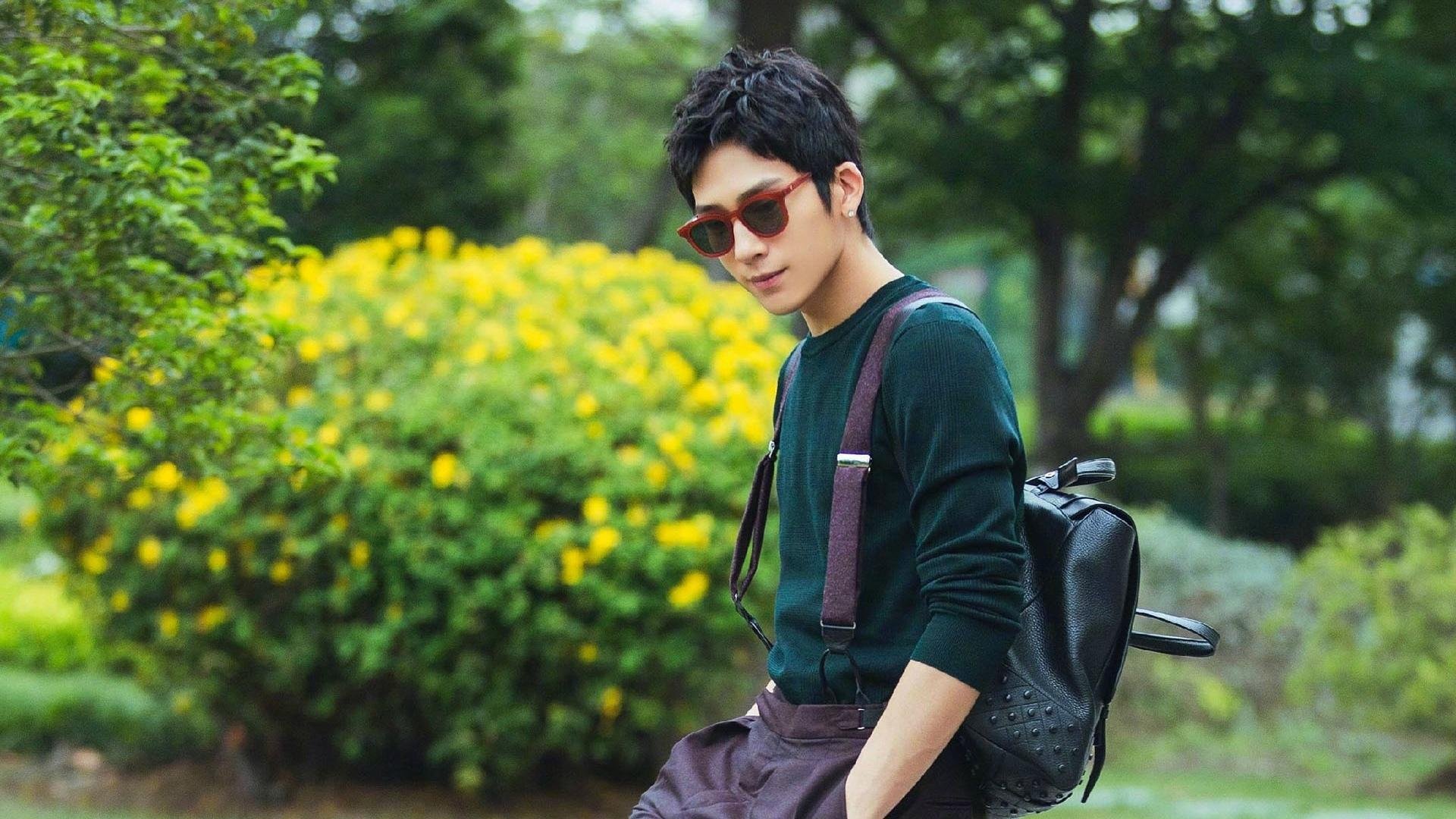 开云体育APP下载-霍特·巴雷特：凭借精准的踢球和远射威胁，成为全黑队的杀手锏